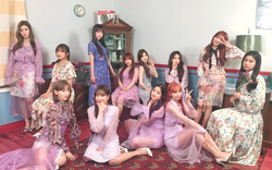 Mừng bài mới có 40 triệu lượt xem, IZ*ONE ra MV đặc biệt: Wonyoung, Sakura lép vế trước mỹ nhân bị chê bất tài Mừng bài mới có 40 triệu lượt xem, IZ*ONE ra MV đặc biệt: Wonyoung, Sakura lép vế trước mỹ nhân bị chê bất tài