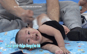 Quốc Cơ - Quốc Nghiệp: "Niềm tự hào của Việt Nam" cũng phải học cách thay tã, đút cho con ăn