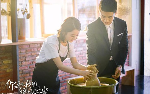 Ngầu bá đạo như chàng tổng tài “Thời Gian Tươi Đẹp": Cầu hôn bằng trực thăng, xe tăng và tàu ngầm!