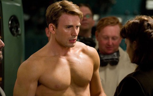 Những sự thật thú vị về "Captain" Chris Evans: Từng bị gái đá tại tiệc prom, thích các mỹ nhân "siêu vòng 3"