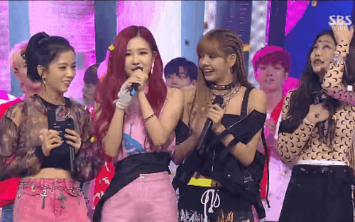 Vượt AOA và Bolbbalgan4, Black Pink bắt đầu chuỗi ngày "gom" cúp trên show âm nhạc