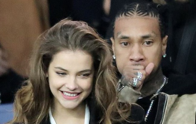 Ngoại hình kém, rapper gốc Việt lại toàn hẹn hò bạn gái xinh: Hết Kylie Jenner lại đến Barbara Palvin