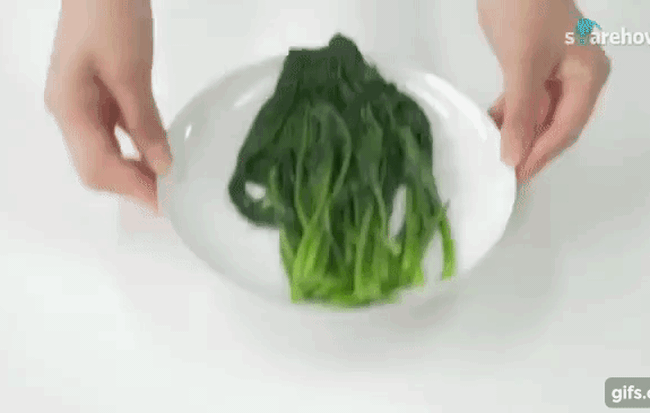 Cách luộc rau không cần... nồi mà lại giữ được nhiều chất dinh dưỡng nhất
