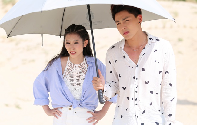 Khổng Tú Quỳnh diện loạt trang phục ngắn cũn, phơi mình dưới nắng gắt để quay MV mới