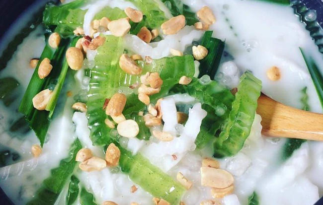 Ngoài dừa dầm thì Hà Nội còn có 3 món ăn từ dừa đang