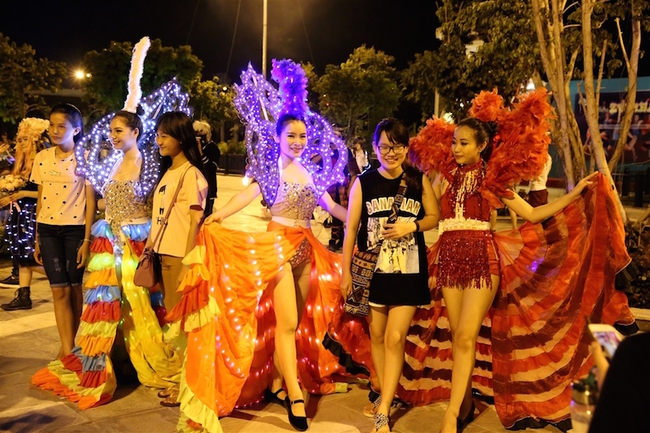 Rinh qu&agrave; sinh nhật khủng tại Asia Park - Ảnh 5.