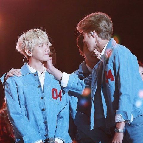 151019musicEXO1-e6297