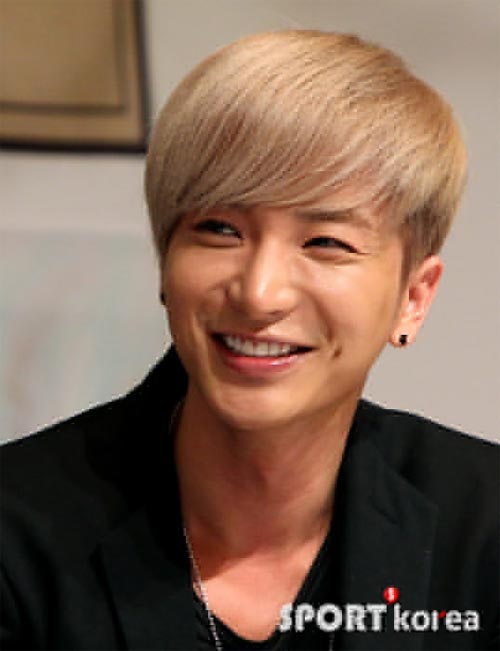 Leeteuk là con rể tương lai sáng giá nhất SuJu 3