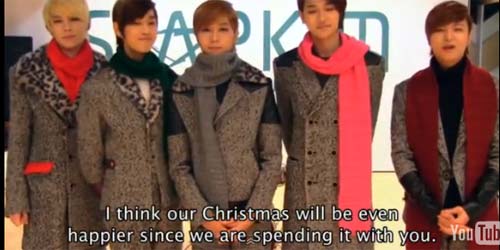 Sao Hàn hân hoan gửi lời chúc Giáng sinh fan 15