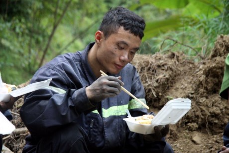Những người hùng giản dị này khiến bạn tin rằng đời vẫn còn rất nhiều Thạch Sanh - Ảnh 6.