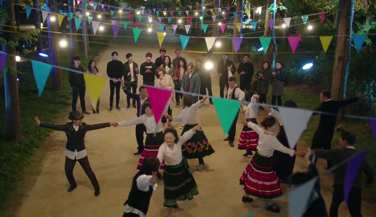 &ldquo;7 First Kisses&rdquo;: C&ocirc; g&aacute;i may mắn với 7 nụ h&ocirc;n &aacute;? Vẫn chưa c&oacute; nụ h&ocirc;n n&agrave;o cả! - Ảnh 14.