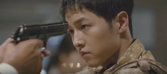 Song Hye Kyo bị đe doạ tính mạng trong trailer phim mới ngay lễ trao giải KBS - Ảnh 2.