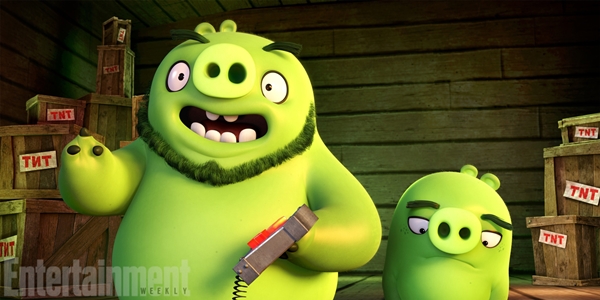 Cười lăn v&igrave; sự ngớ ngẩn của bộ ba Red, Chuck v&agrave; Bomb trong trailer mới của The Angry Birds Movie - Ảnh 2.