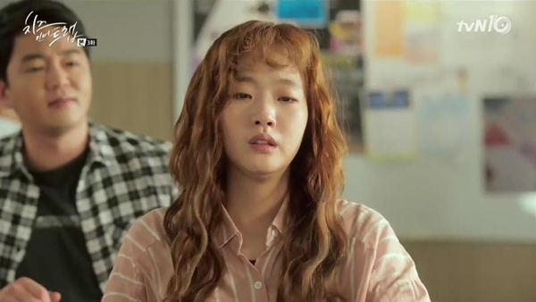 Tức lộn ruột với những nhân vật đáng ghét trong Cheese In The Trap - Ảnh 3.