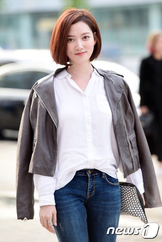 Kim Woo Bin đòi hẹn hò Suzy ngay trên sóng truyền hình trong phim mới - Ảnh 9.