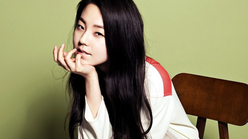 Choi Ji Woo tái ngộ tình cũ, Kim Ha Neul lọt thỏm giữa dàn sao nam khủng - Ảnh 9.