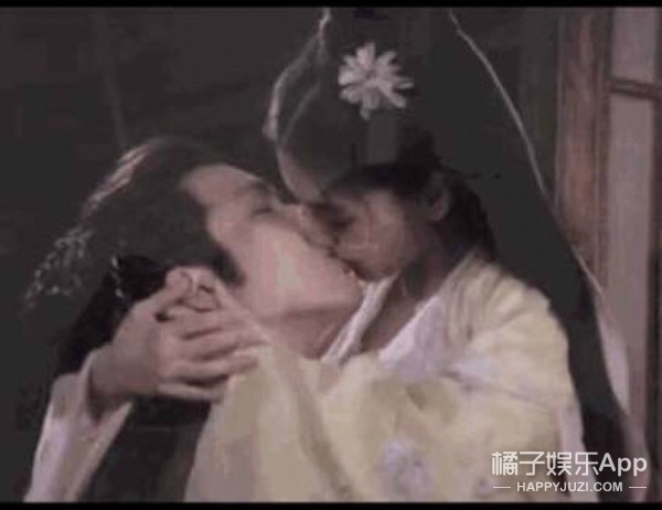 Rò rỉ đoạn phim Chung Hán Lương “khóa môi” Angela Baby đầy kích thích - Ảnh 3.