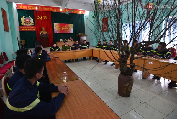 Những đơn vị ứng trực cho giao thừa Bính Thân tại Hà Nội - Ảnh 1.