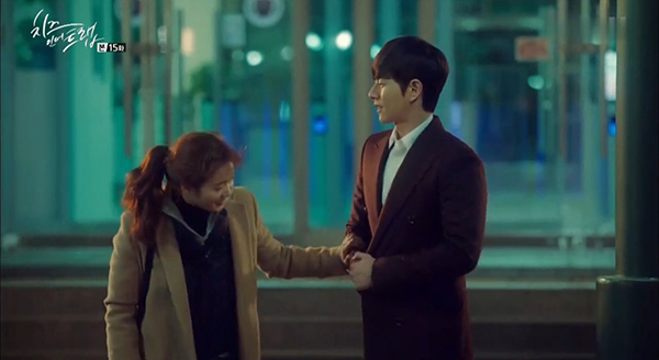 Cheese In The Trap: Kẻ ăn bám Baek In Ha bị bỏ rơi trở nên cuồng nộ - Ảnh 1.