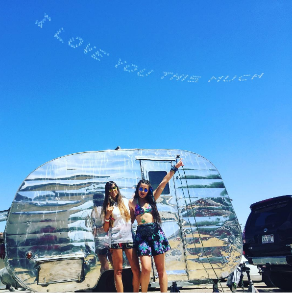 Coachella: Sự thật không như mơ đằng sau lễ hội tập trung những cô nàng hot nhất nước Mỹ - Ảnh 3.