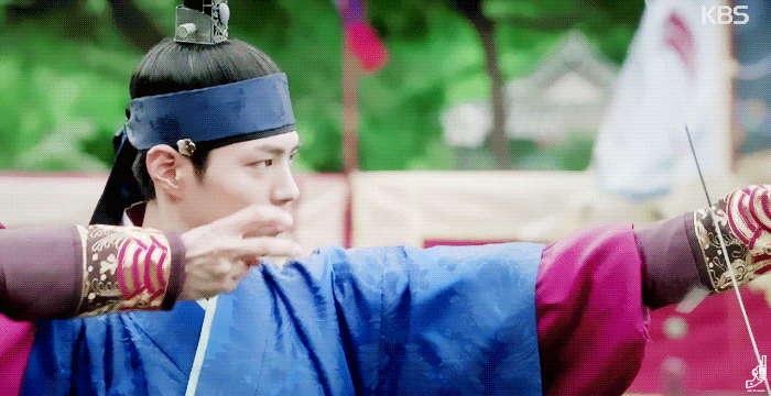 Thế tử Park Bo Gum đạp bay thái giám tung cả cửa trong teaser mới - Ảnh 2.