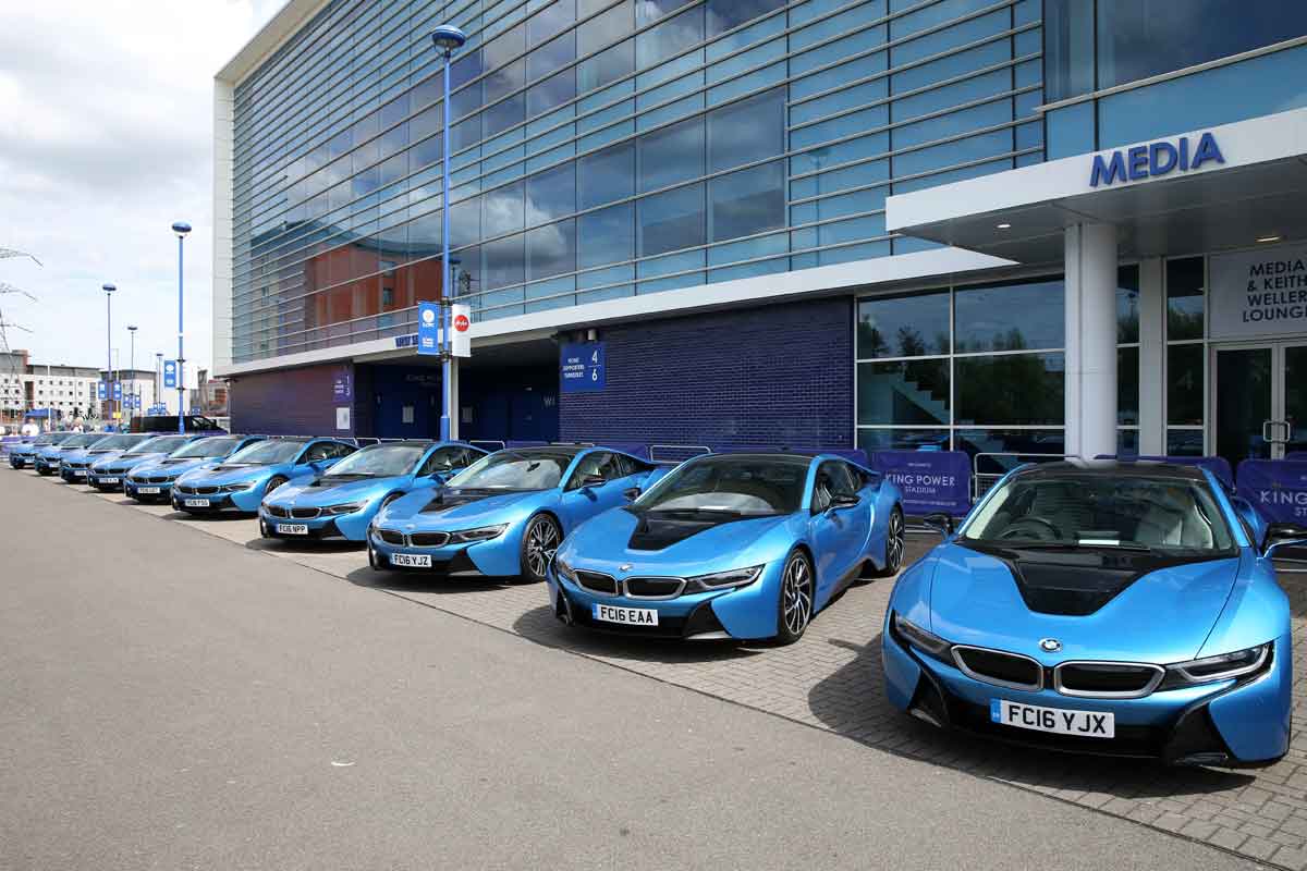 Dàn sao Leicester City khổ vì đống siêu xe BMW i8