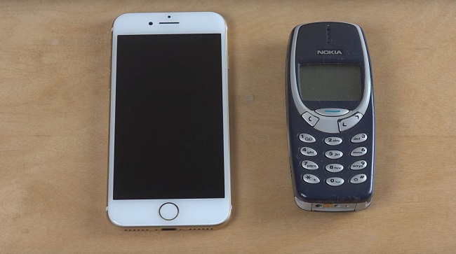 Già gân Nokia 3310 chạy đua cùng trẻ trâu iPhone 7 và cái kết bất ngờ - Ảnh 1.