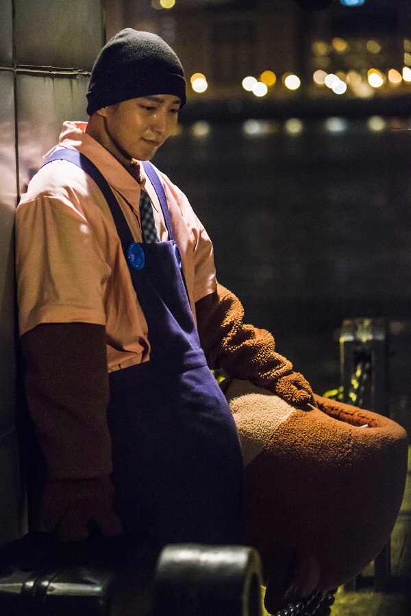 Tứ ca Lee Jun Ki sẽ có nhiều cảnh nóng với bạn diễn Châu Đông Vũ - Ảnh 1.