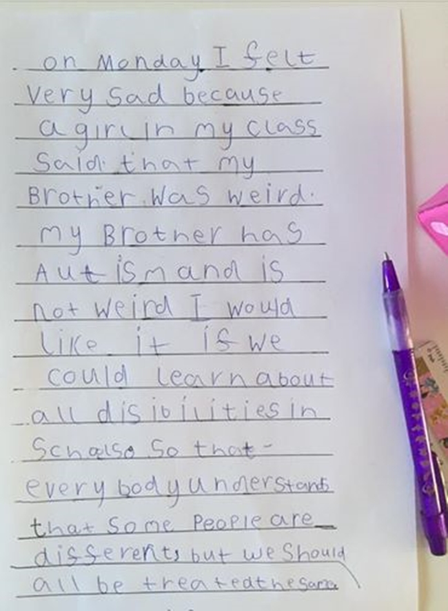 Bức thư bênh vực cậu em trai tự kỷ của cô bé 6 tuổi làm tan chảy trái tim hàng triệu người - Ảnh 2.