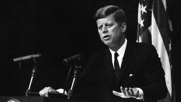 Những phát ngôn kinh điển qua các đời Tổng thống Mỹ - Ảnh 2. Những phát ngôn kinh điển qua các đời Tổng thống Mỹ - Ảnh 2.