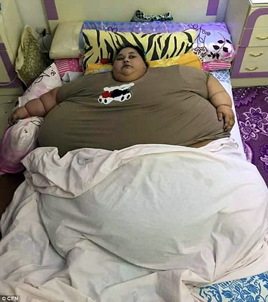 May mắn đ&atilde; mỉm cười với c&ocirc; g&aacute;i to bằng cả c&aacute;i giường nặng nửa tấn - Ảnh 2.