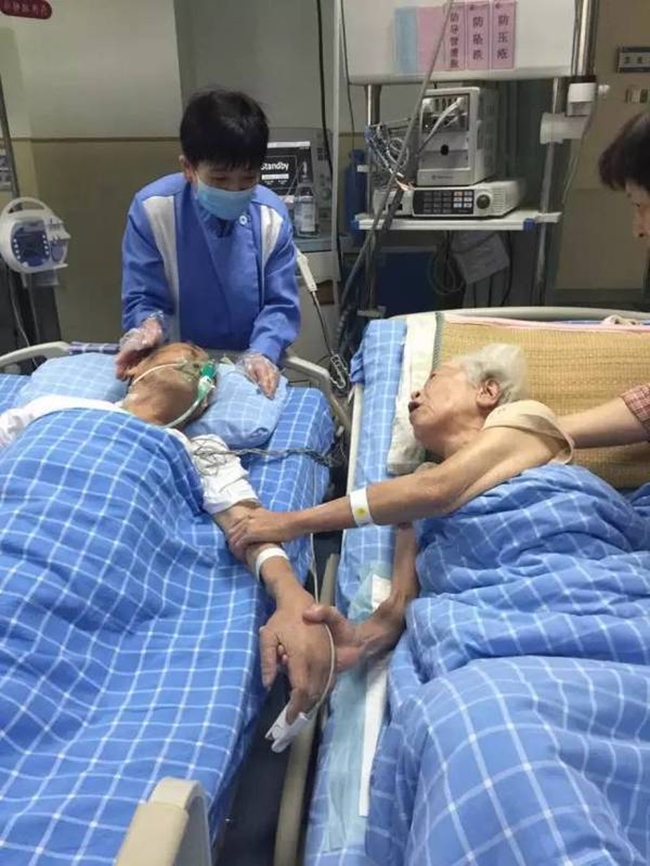 Trước khi rời xa thế giới này, ông lão 92 tuổi chỉ ao ước được một lần nắm tay người vợ thân yêu - Ảnh 3.