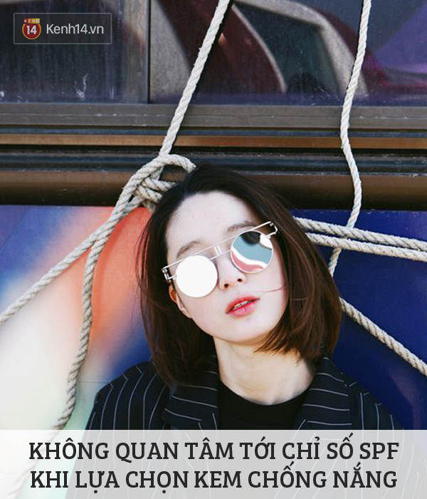 Muốn dùng kem chống nắng hiệu quả, hãy tránh xa 4 sai lầm này - Ảnh 1.