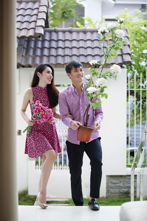 Công Vinh - Thủy Tiên:  Valentine vắng nhau, hạnh phúc vẫn đong đầy - Ảnh 2.