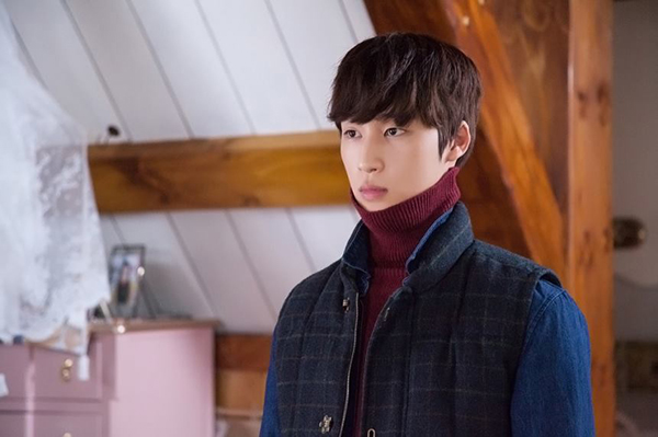 Xem ngay Madame Antoine để học hỏi Sung Joon các bước cưa cẩm - Ảnh 10.