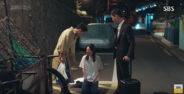 &ldquo;Jealousy Incarnate&rdquo;: Bị Kyung Pyo &ldquo;chia tay - đ&ograve;i qu&agrave;&rdquo;, Jung Suk lột &aacute;o trả giữa phố - Ảnh 11.