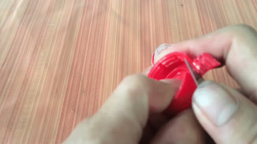 4 cách tái chế nắp chai khiến ai cũng phải xuýt xoa sao khéo thế! - Ảnh 4.