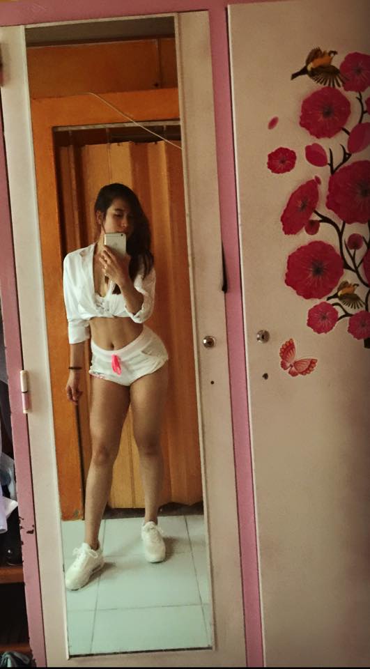 Những hình ảnh sexy và siêu gợi cảm của cô gái Việt có thể đẩy tạ chân gần 300kg - Ảnh 5.