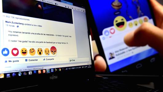 Cảnh s&aacute;t Bỉ khuyến c&aacute;o dừng ngay h&agrave;nh động bấm n&uacute;t Reactions tr&ecirc;n Facebook - Ảnh 1.