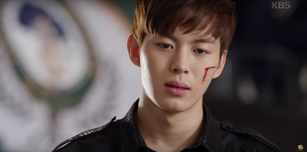 &ldquo;Moorim School&rdquo;: L&aacute;c mắt trước pha v&otilde; thuật &ldquo;vi diệu&rdquo; của Lee Hyun Woo - Ảnh 7.
