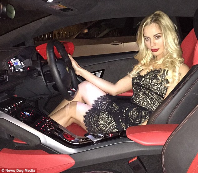 Cho&aacute;ng với th&uacute; ti&ecirc;u x&agrave;i của tiểu thư nh&agrave; gi&agrave;u tự thấy m&igrave;nh qu&aacute; đẹp, kh&ocirc;ng th&iacute;ch hợp đi l&agrave;m - Ảnh 10.