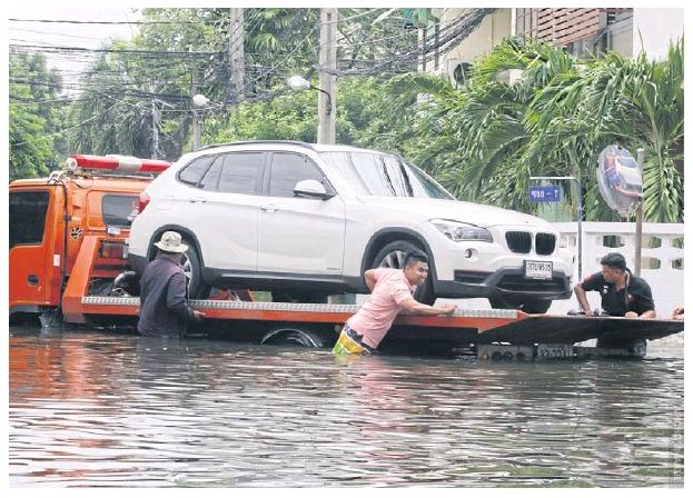 Đừng đi du lịch Bangkok tuần này vì đường quá ngập - Ảnh 4.