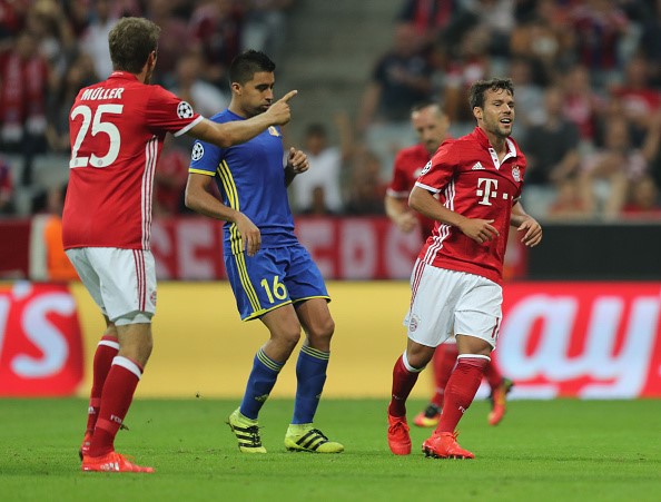 Song sát Muller-Lewandowski nổ súng, Bayern thắng vùi dập đội bóng vô danh - Ảnh 8.