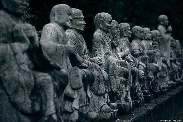 Nỗi ám ảnh từ những bức tượng biết đi tại công viên ma Nhật Bản - Ảnh 14.
