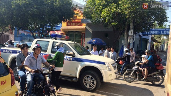 Tàu thả khách ở ga Biên Hòa, hàng nghìn người chen lấn bắt xe về Sài Gòn - Ảnh 10.