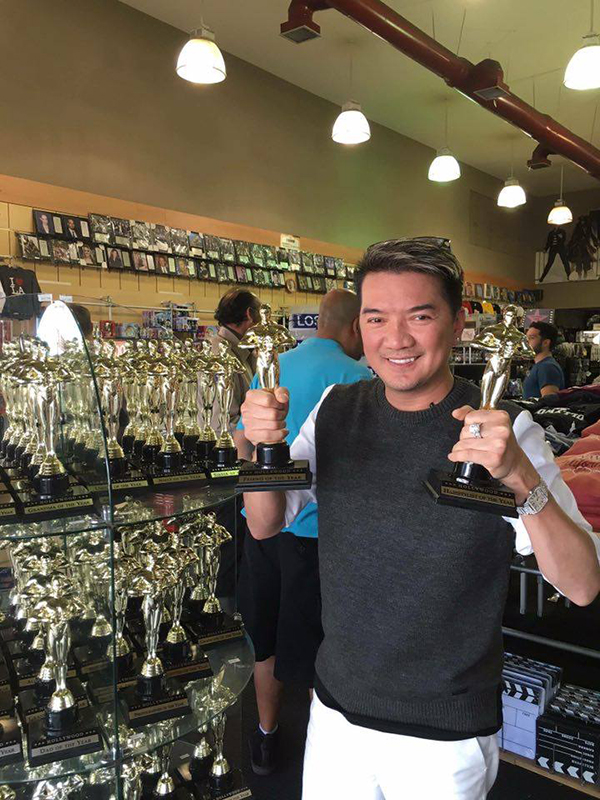 Đ&agrave;m Vĩnh Hưng h&agrave;o hứng khi được tham quan địa điểm trao giải Oscar năm nay - Ảnh 7.
