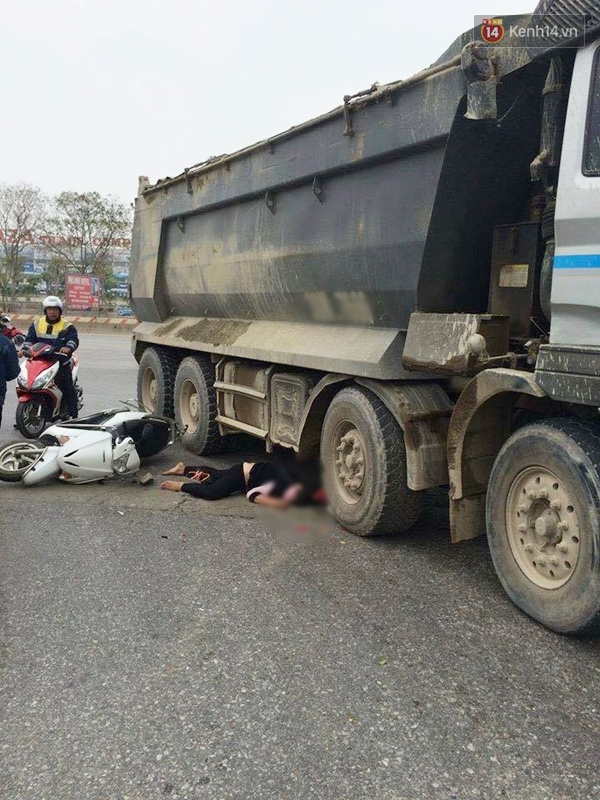 Hà Nội: Một phụ nữ bị cuốn vào gầm xe tải, tử vong tại chỗ - Ảnh 1.