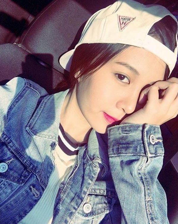 Kh&ocirc;ng những l&agrave; hoa kh&ocirc;i trong phim, em g&aacute;i Katun ngo&agrave;i đời cũng si&ecirc;u dễ thương! - Ảnh 11.