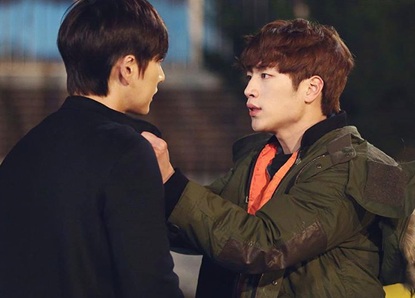 Cheese In The Trap: Kẻ ăn bám Baek In Ha bị bỏ rơi trở nên cuồng nộ - Ảnh 11.