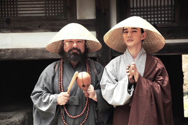 Yoo Seung Ho giả g&aacute;i đi&ecirc;u luyện, c&ugrave;ng Xiumin (EXO) l&agrave;m tr&ugrave;m lừa đảo - Ảnh 14.